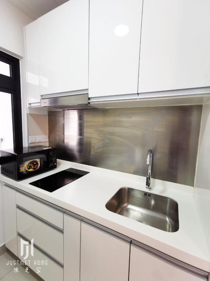Meridin@Medini#3 Apartman Nusajaya  Kültér fotó