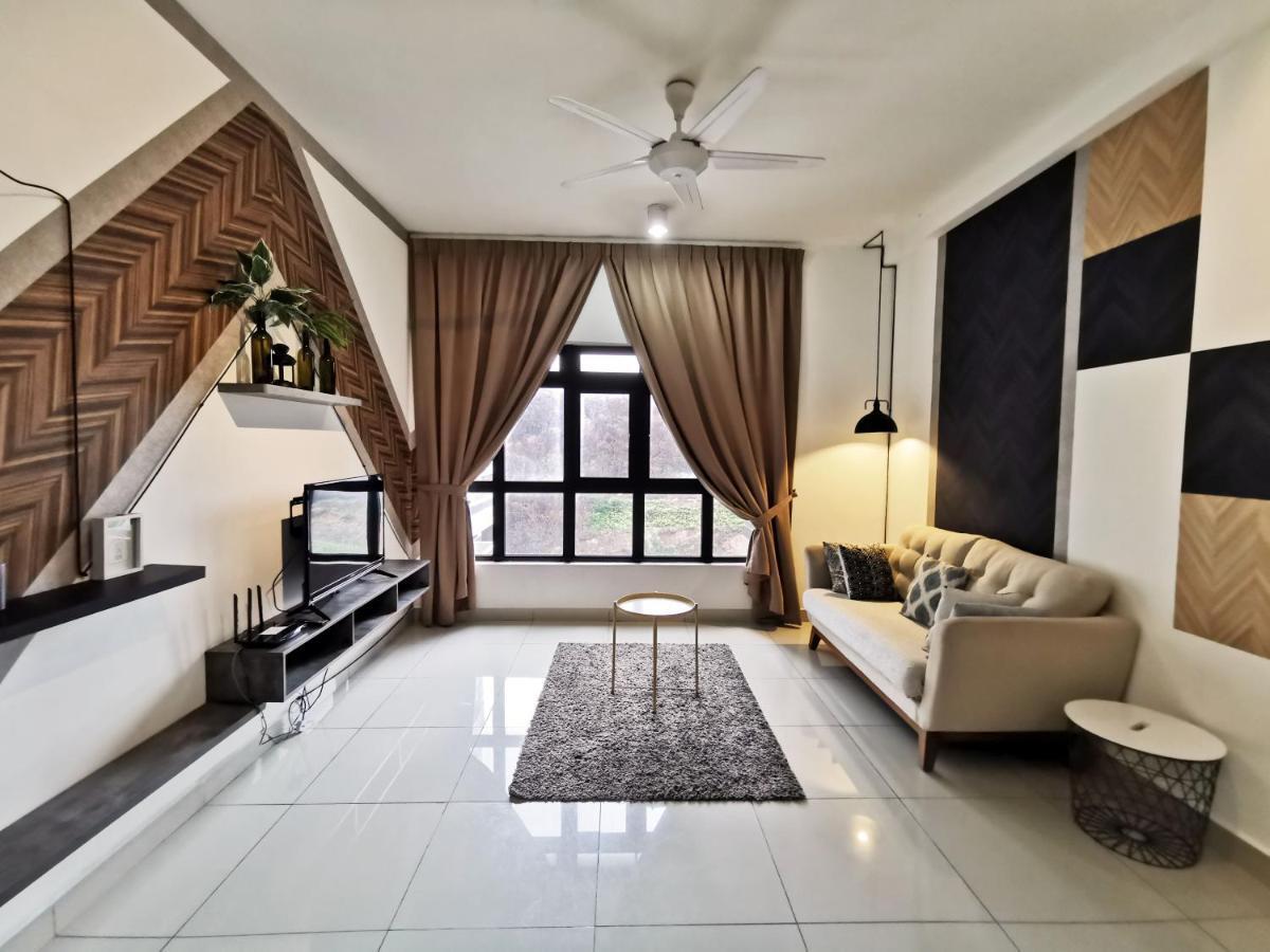 Meridin@Medini#3 Apartman Nusajaya  Kültér fotó